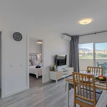 Apartment Precioso De 1 En Benalbeach