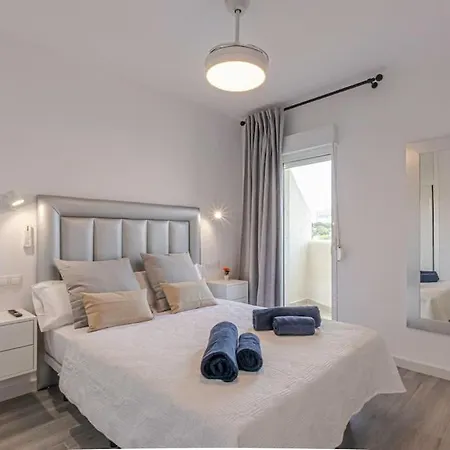 Apartment Precioso De 1 En Benalbeach *