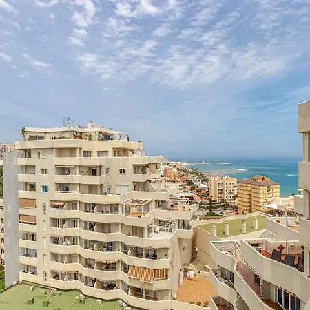 Precioso De 1 En Benalbeach *