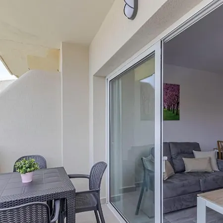 Precioso De 1 En Benalbeach Benalmádena